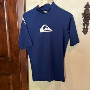 Quicksilver rashguard